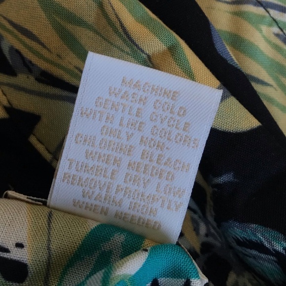 Cherokee Waikiki Wear Black Tropical Print Short Sleeve Aloha Shirt NWT Large - Picture 9 of 9